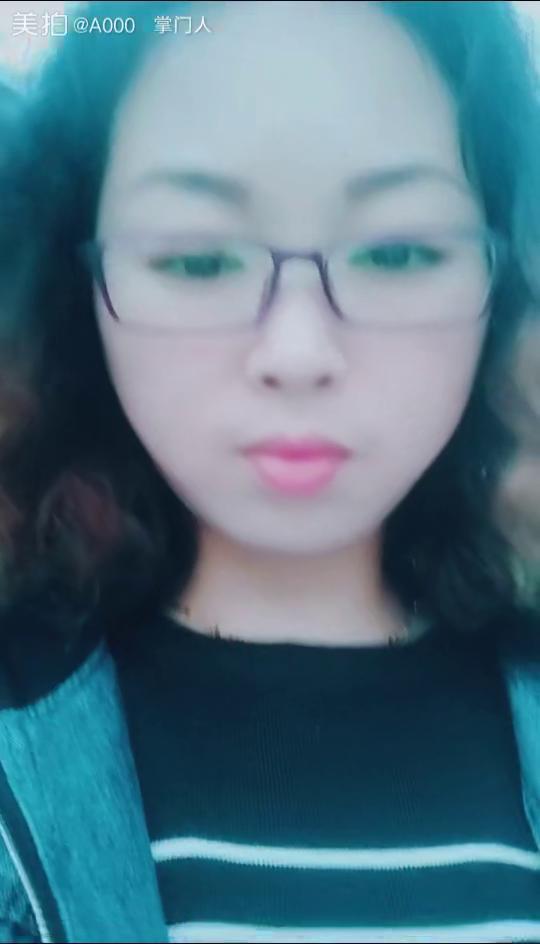 自拍吃瓜短视频在线观看,一起围观吃瓜达人自拍的欢乐时光